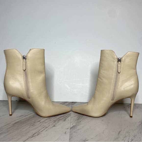 Schutz Betsey Eggshell Leather Pointy Toe Heeled Bootie 9 1/2 B - Picture 5 of 15